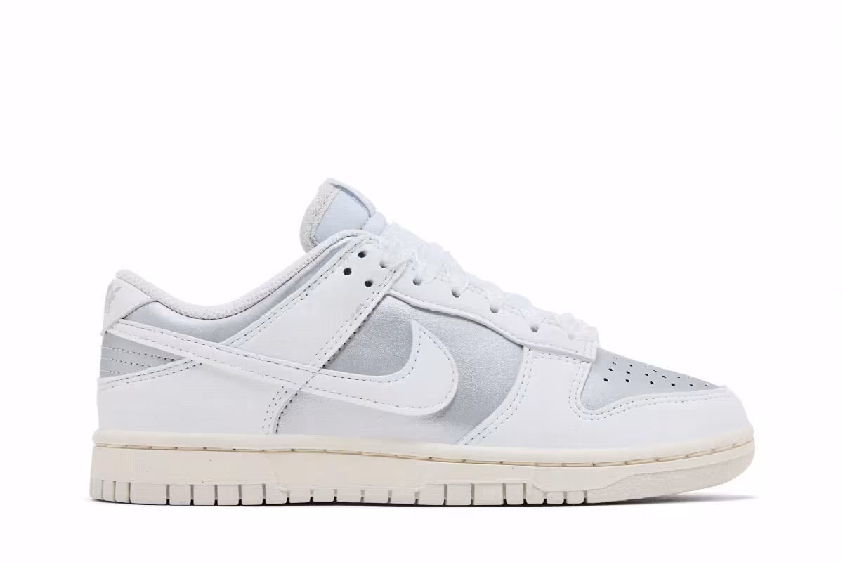 Nike Women's Dunk Low Next Nature Sheer Lace Pack - Metallic Platinum, view 2