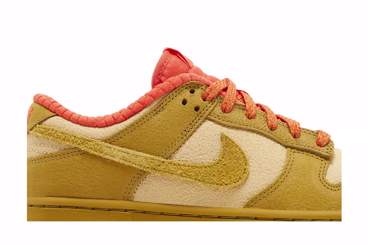 Nike Women's Dunk Low Bronzine Picante Red, view 3