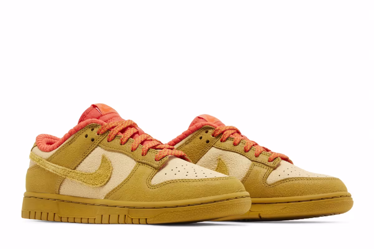 Nike Women's Dunk Low Bronzine Picante Red, view 9