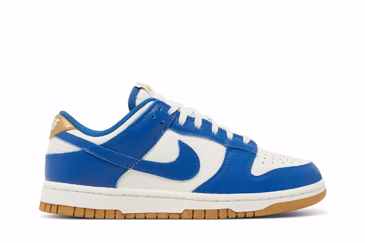 Nike Women's Dunk Low Kansas City Royals, view 2