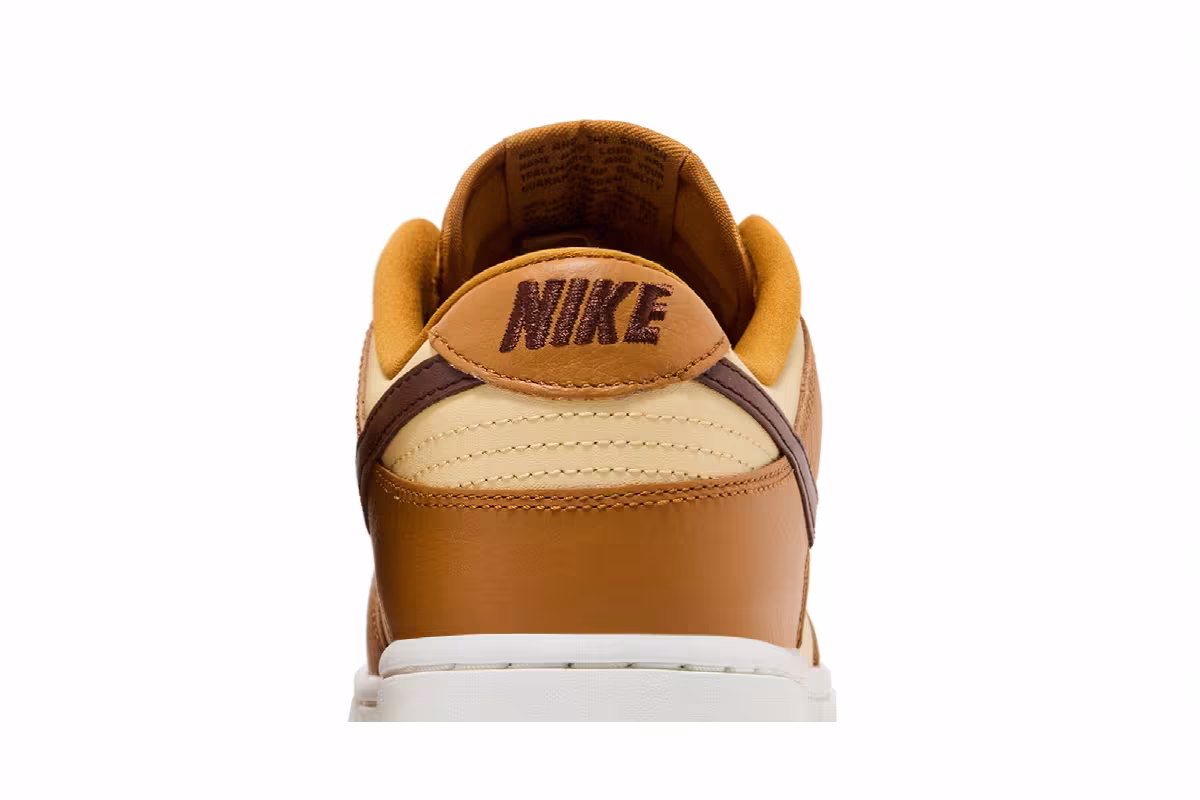 Nike Women's Dunk Low SE Desert Ochre Fauna Brown, view 8