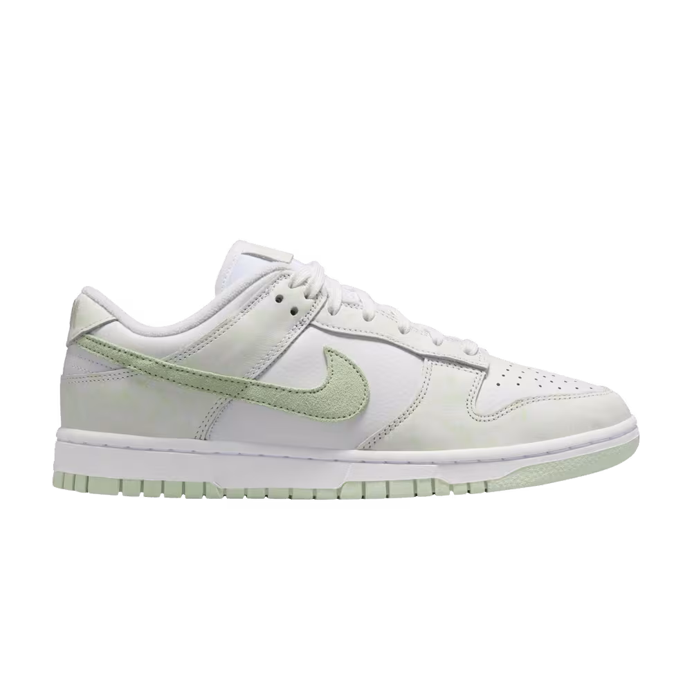 Nike Women's Dunk Low Jade Aura