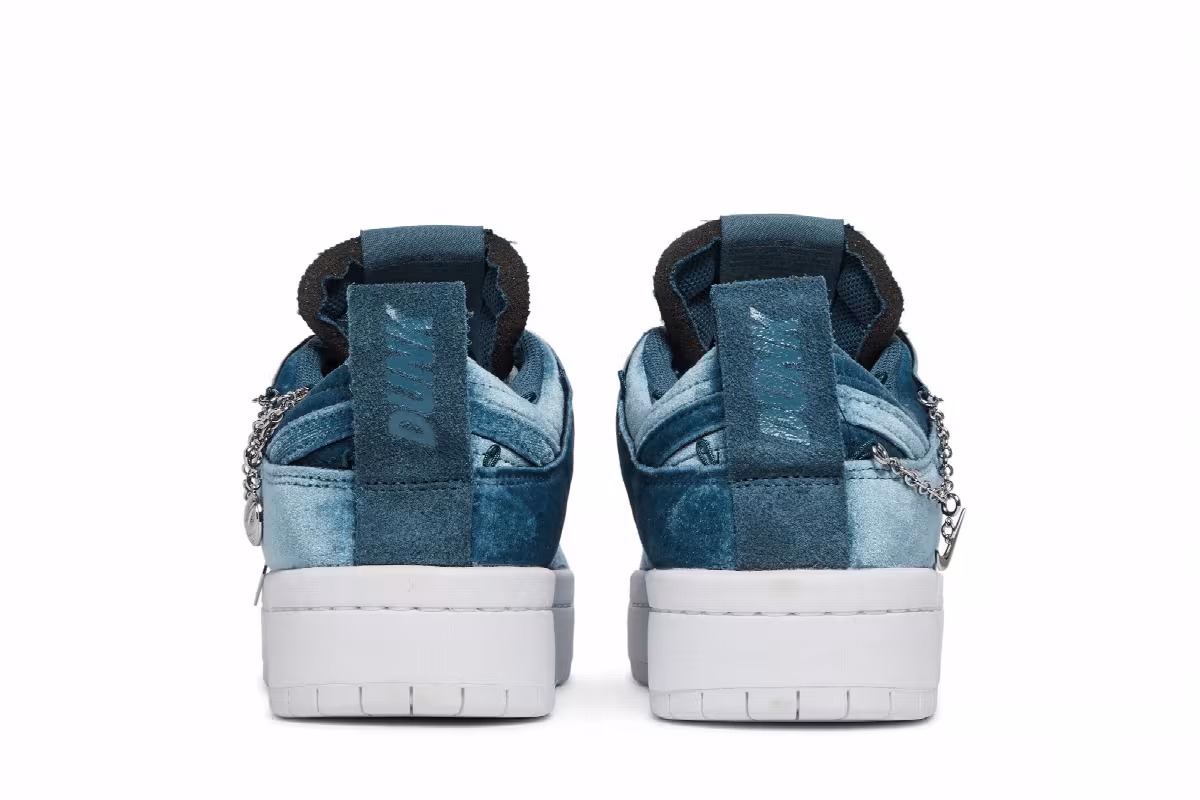 Nike Women's Dunk Low Disrupt Lucky Charms - Ash Green, view 7