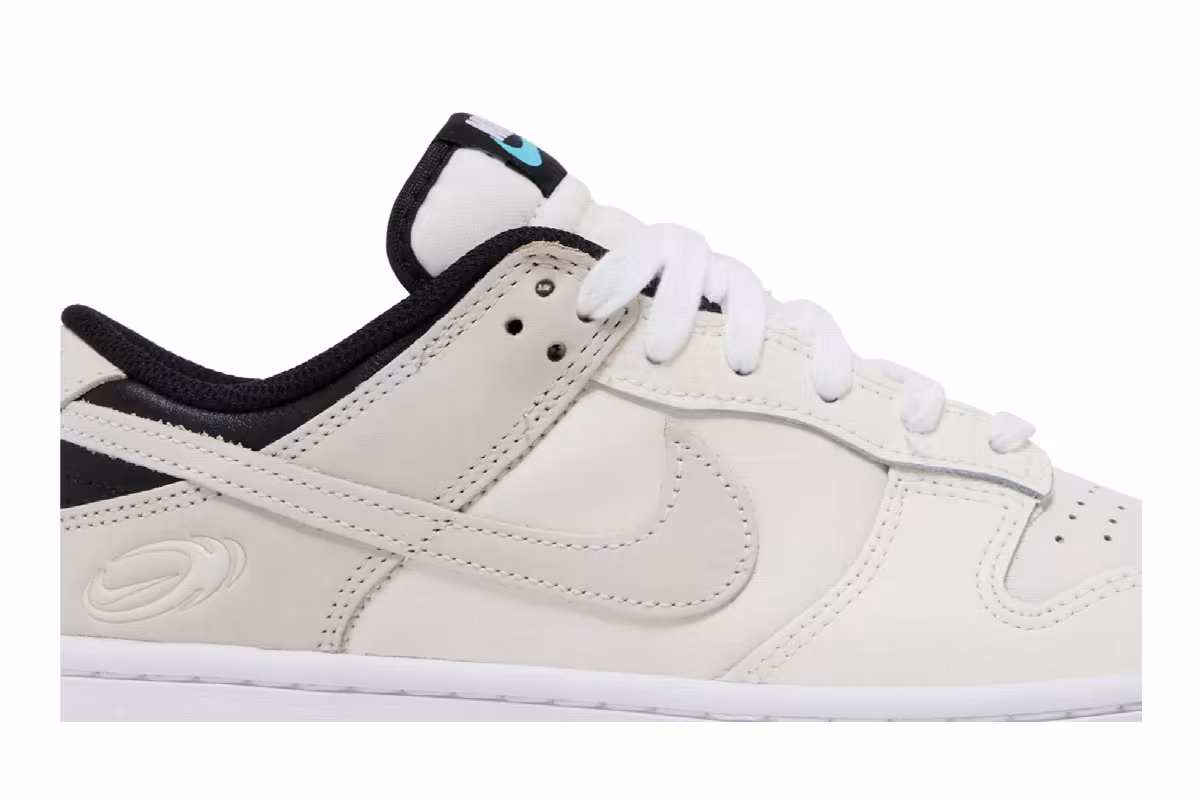 Nike Women's Dunk Low Supersonic, view 3