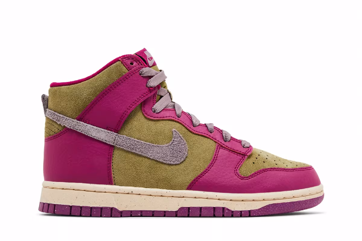 Nike Women's Dunk High Dynamic Berry, view 2