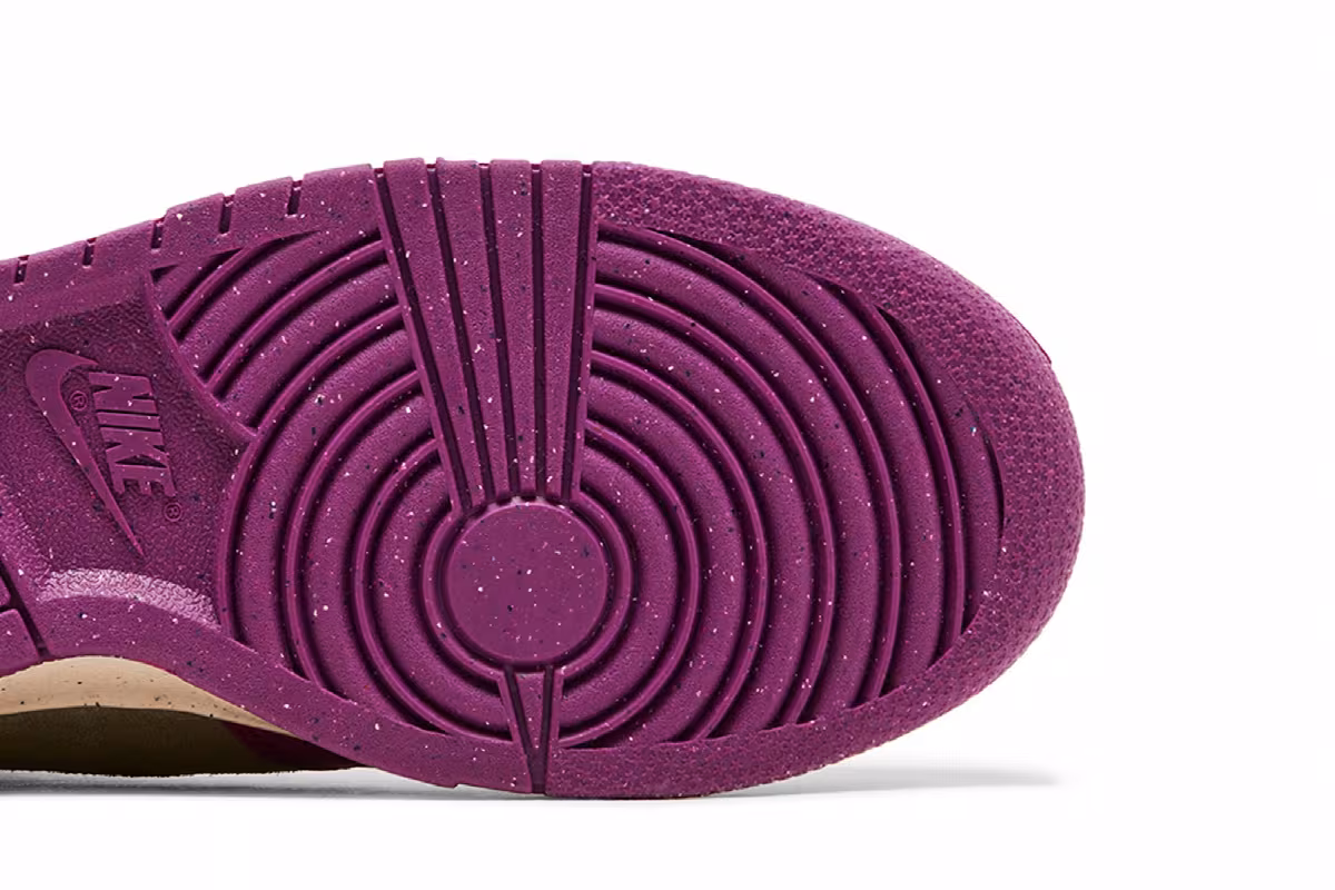 Nike Women's Dunk High Dynamic Berry, view 6