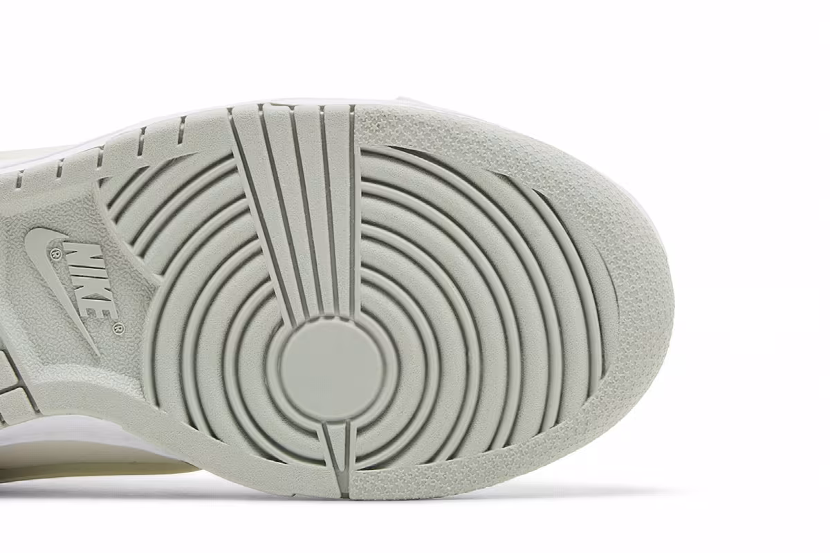 Nike Women's Dunk Low Twist Light Silver, view 6