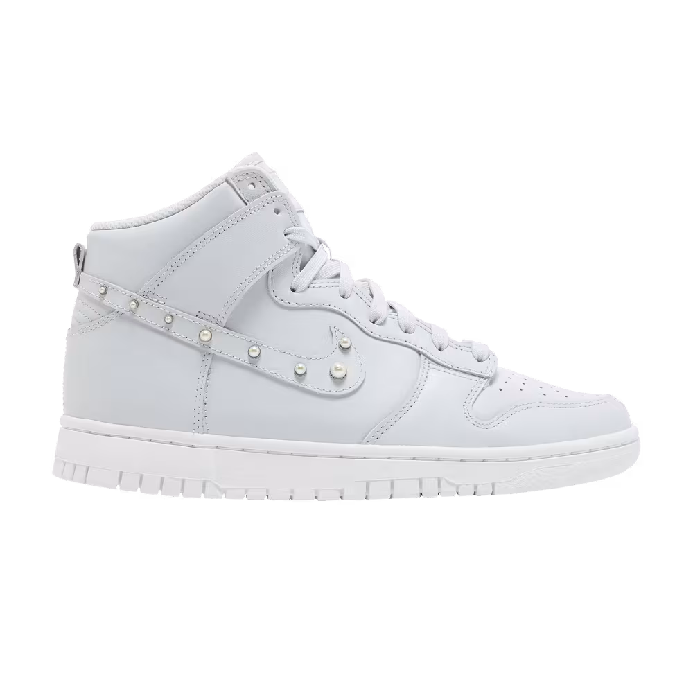 Nike Women's Dunk High SE Dons Pearls