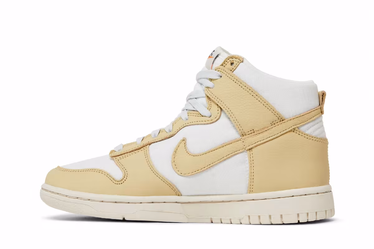 Nike Women's Dunk High LX Certified Fresh - Team Gold, view 4