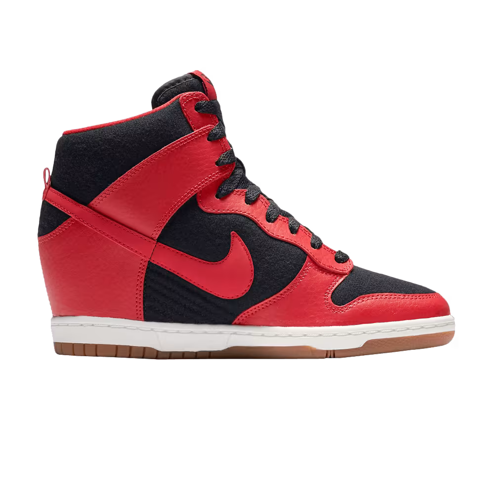 Nike Women's Dunk Sky Hi Essential