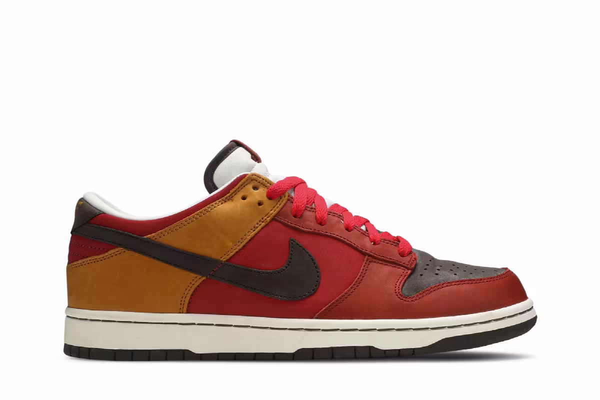 Nike Women's Dunk Low Premium, view 2