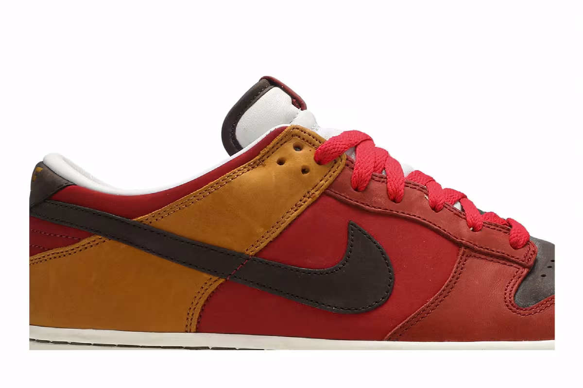 Nike Women's Dunk Low Premium, view 3