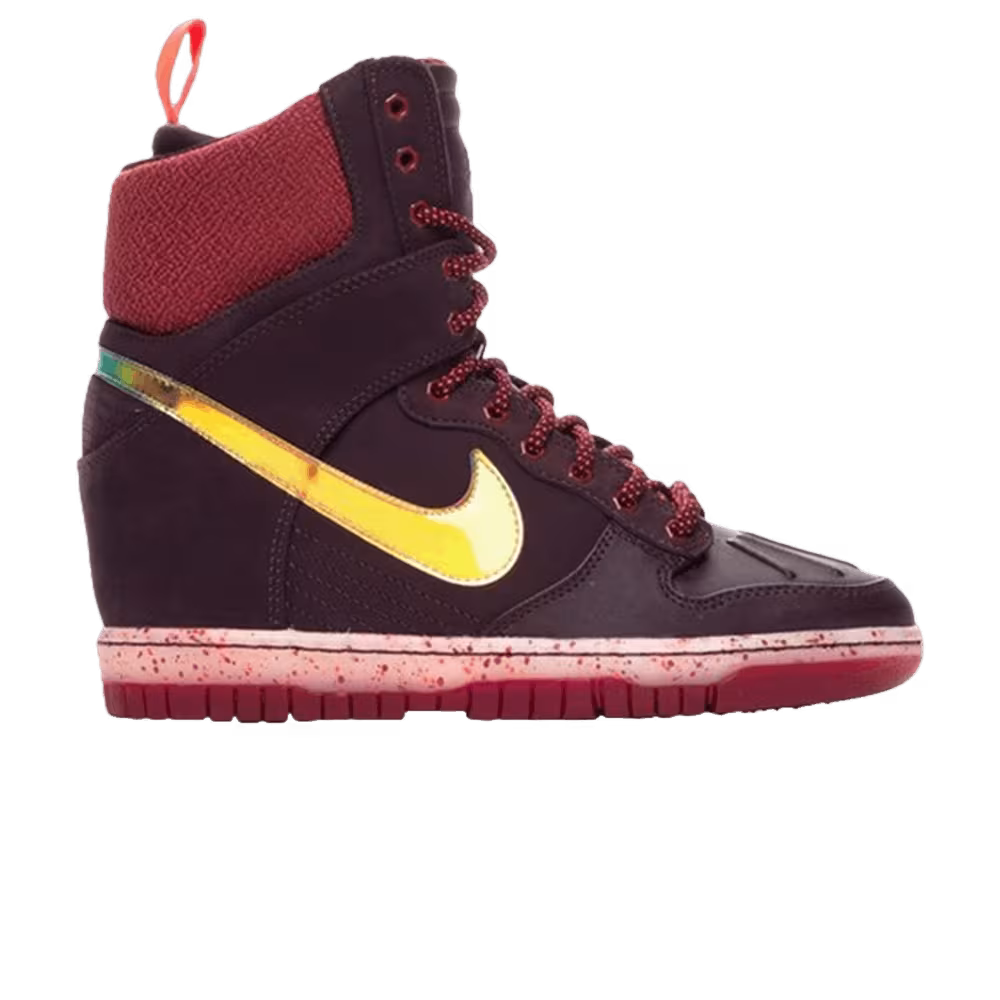 Nike Women's Dunk Sky High SneakerBoot Deep Burgundy