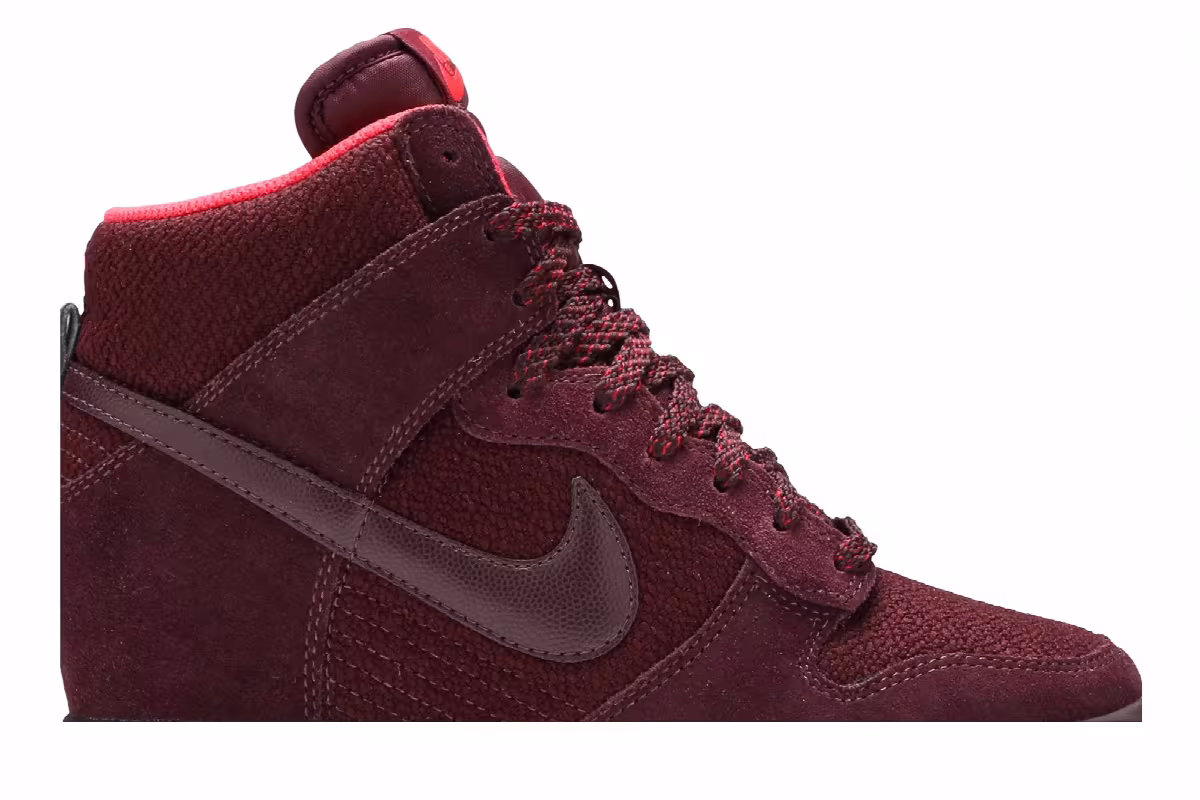 Nike Women's Dunk Sky Hi Mesh, view 3