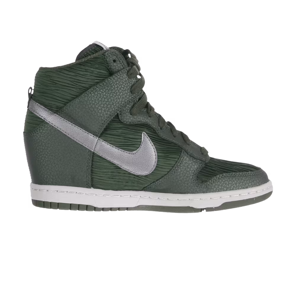 Nike Women's Dunk Sky High Carbon Green Silver