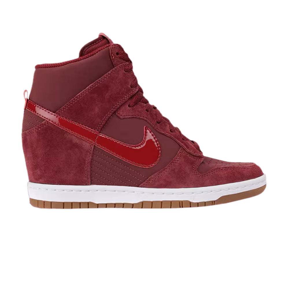 Nike Women's Dunk Sky High Essential Team Red