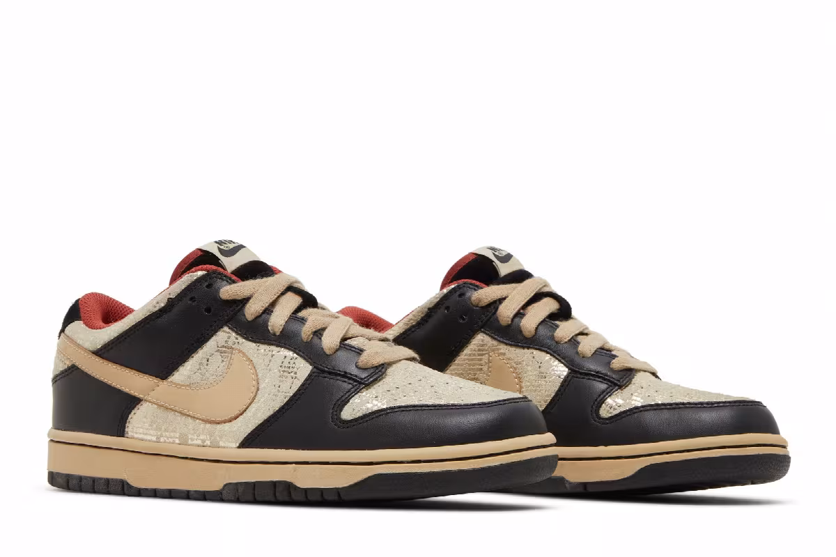 Nike Women's Dunk Low Premium, view 9
