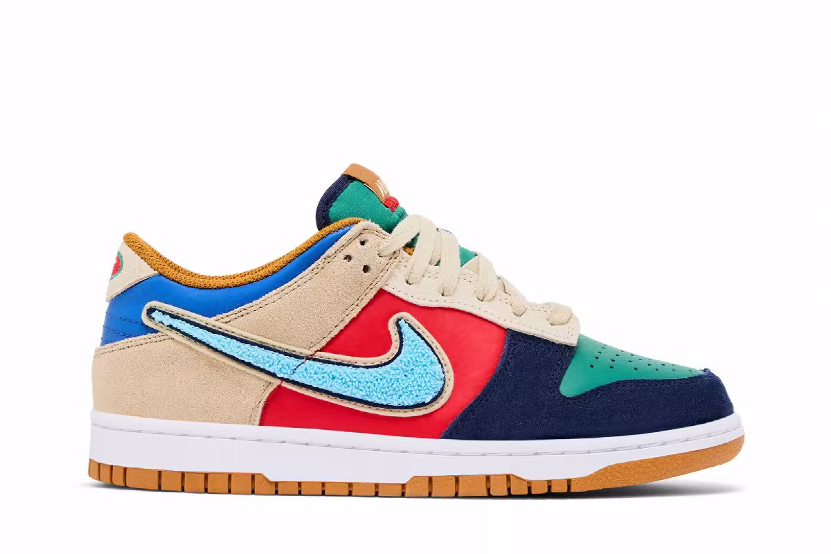 Nike Dunk Low GS Midnight Navy Noise Green, view 2