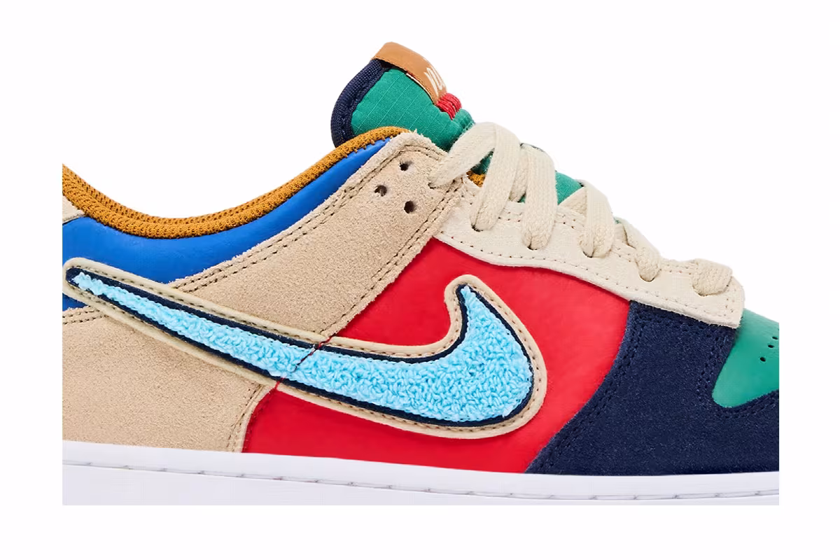 Nike Dunk Low GS Midnight Navy Noise Green, view 3