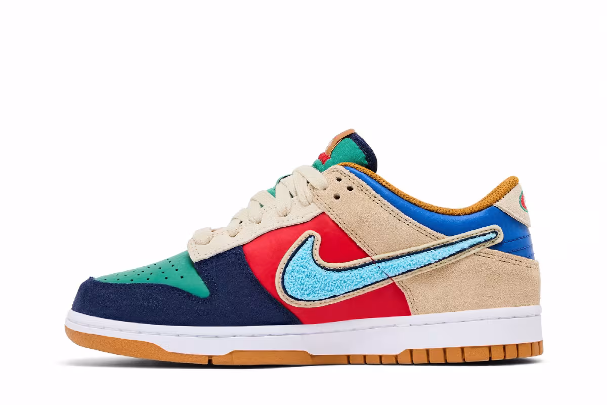 Nike Dunk Low GS Midnight Navy Noise Green, view 4