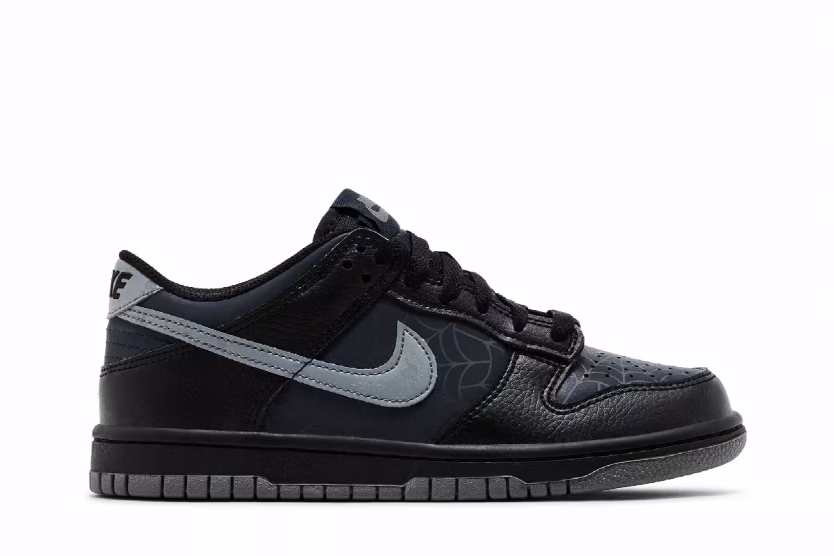 Nike Dunk Low GS Symbiote, view 2