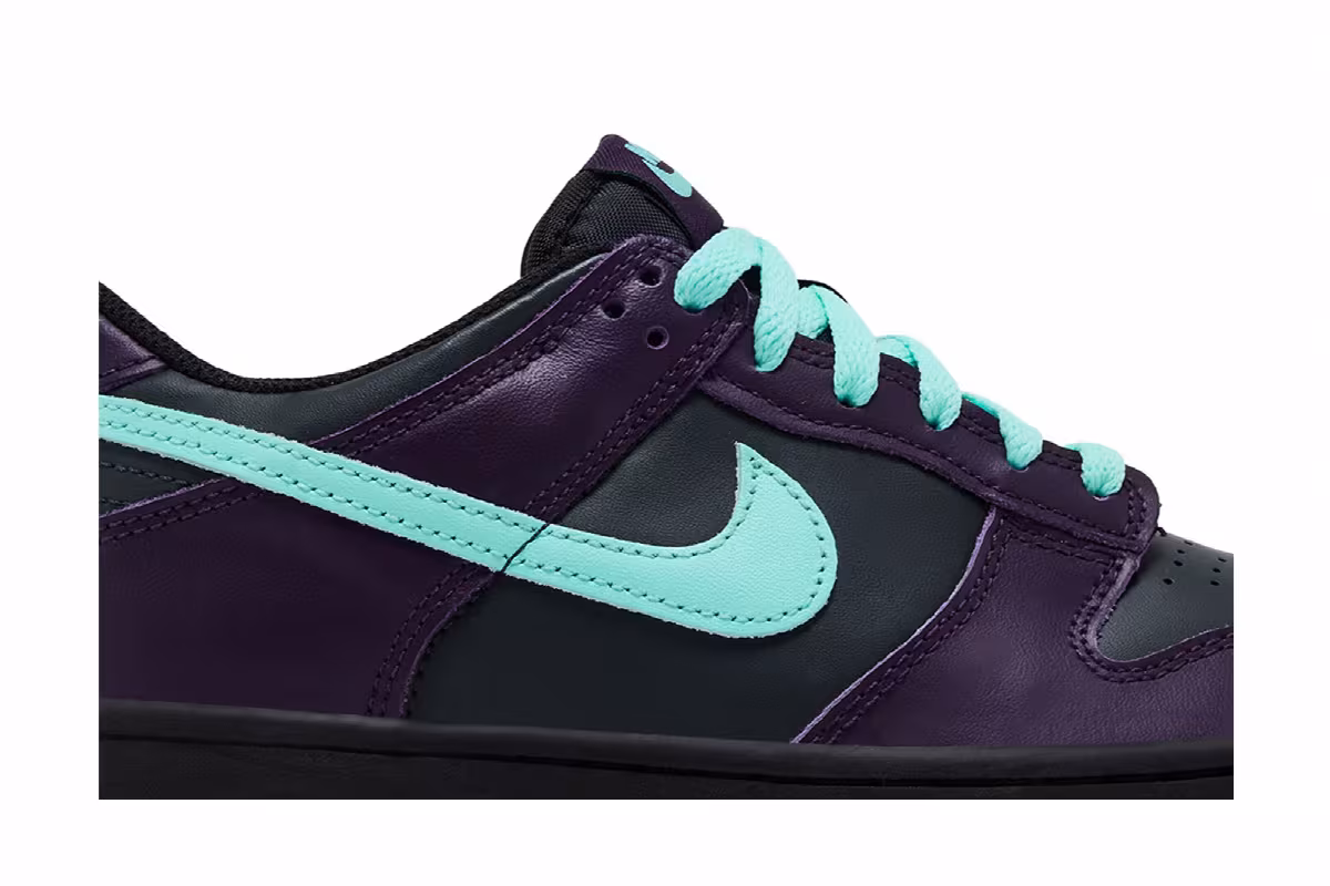Nike Dunk Low GS Wizard, view 3