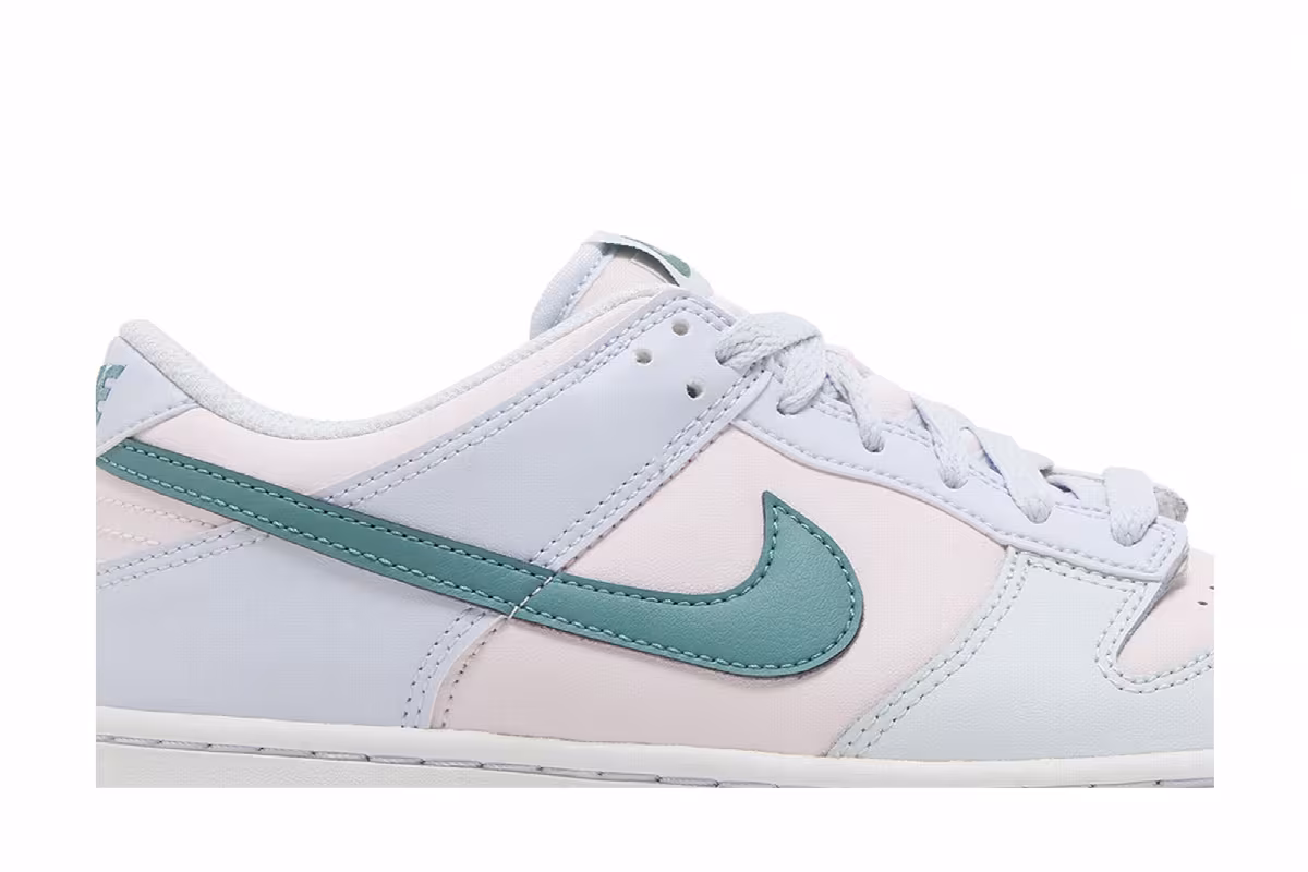 Nike Dunk Low GS Mineral Teal, view 3