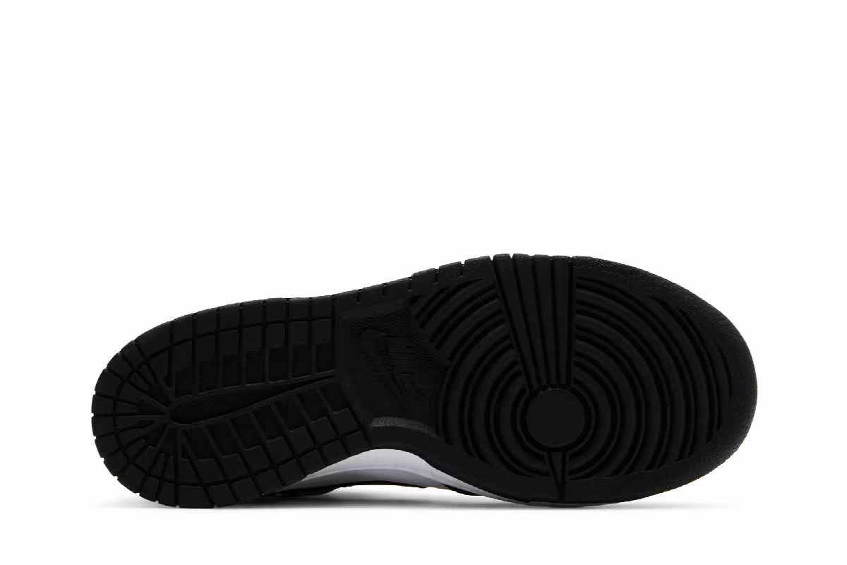 Nike Dunk High GS Black White, view 5