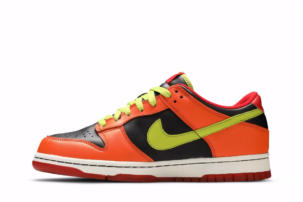 Nike Dunk Low GS Orange Blaze Cactus, view 4
