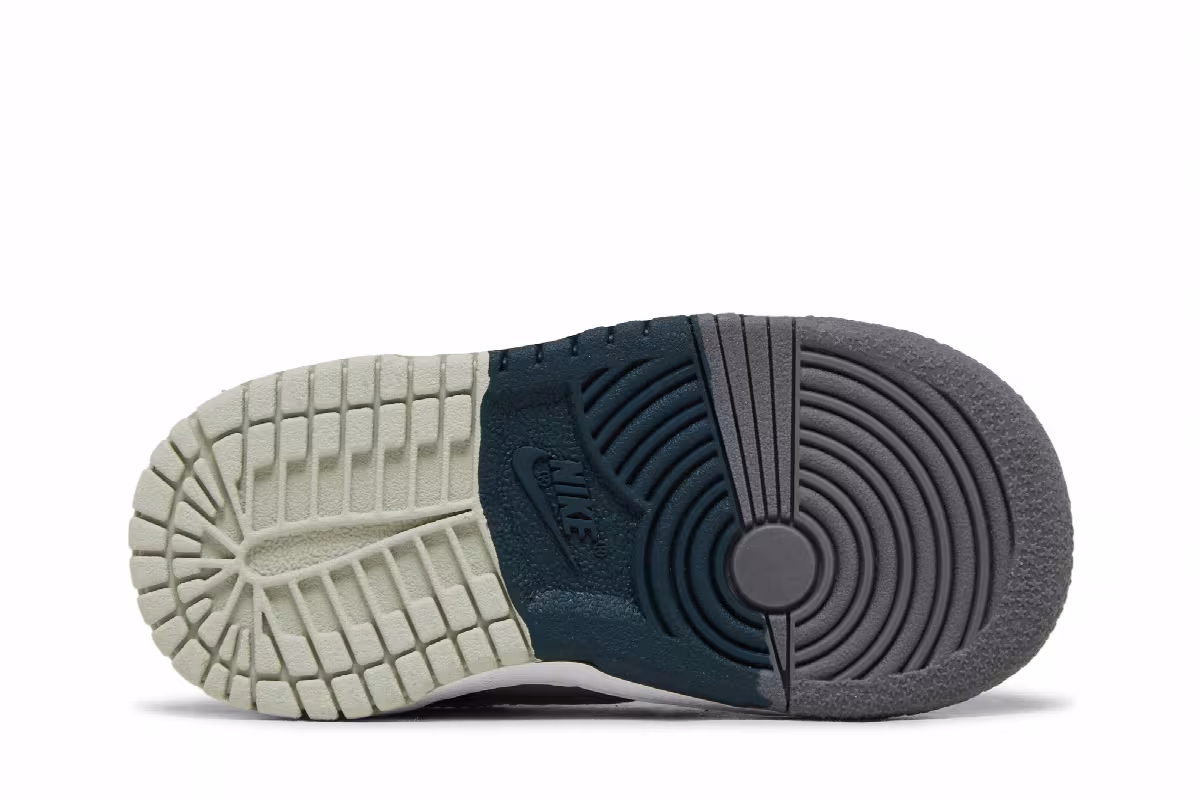 Nike Dunk Low Premium TD Split - Deep Jungle, view 5