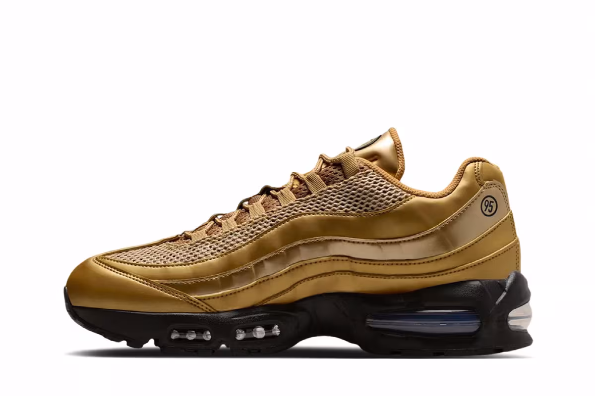 Nike Air Max 95 Big Bubble - Metallic Gold, view 3