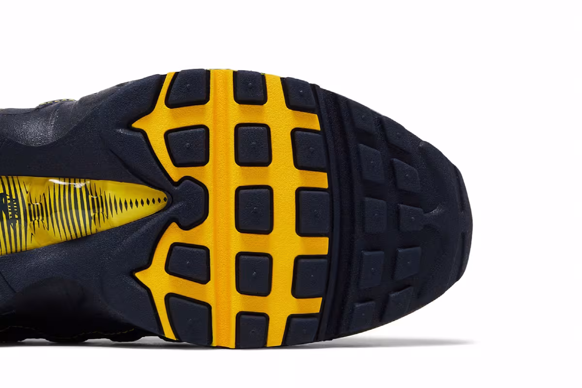 Nike Air Max 95 Michigan, view 6