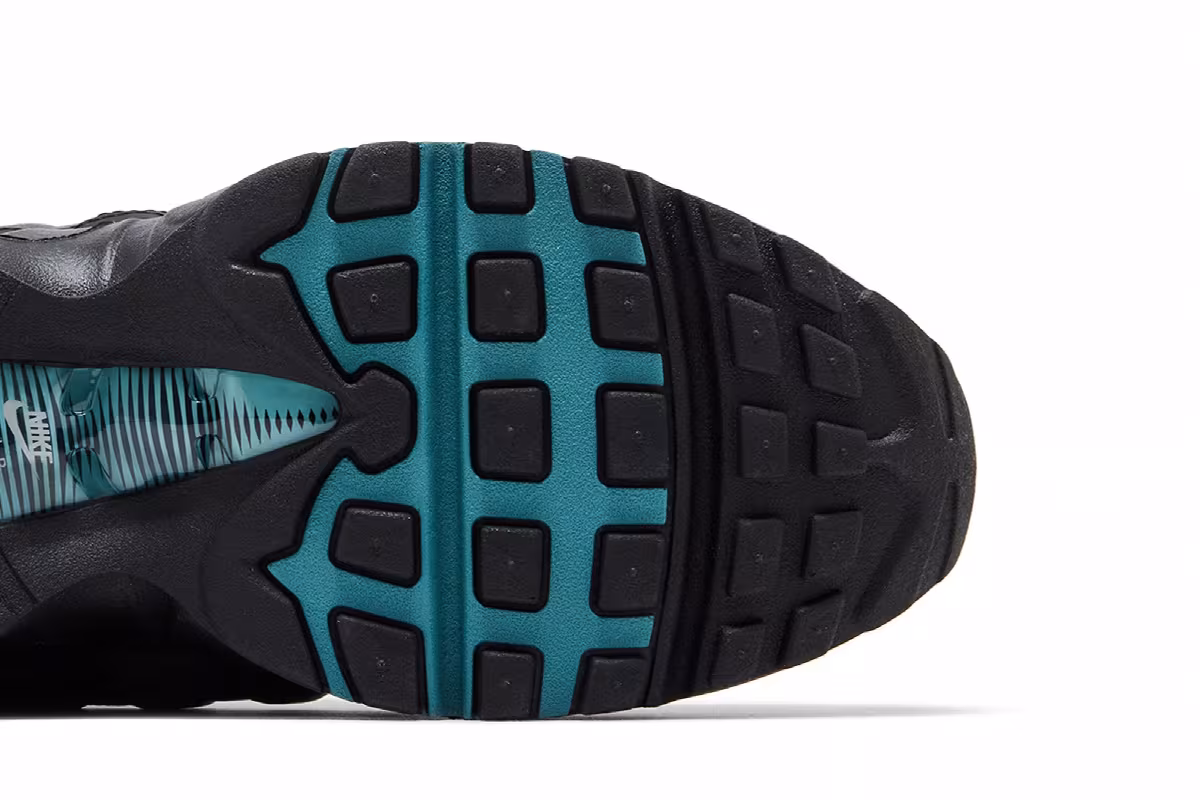Nike Air Max 95 Black Grape, view 6