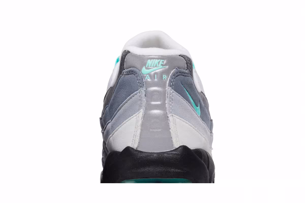 Nike Air Max 95 Hyper Turquoise, view 8