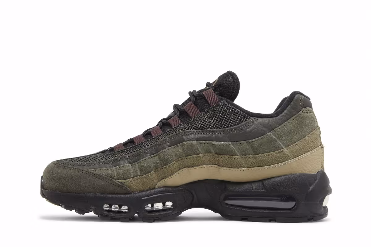 Nike Air Max 95 Black Earth, view 4