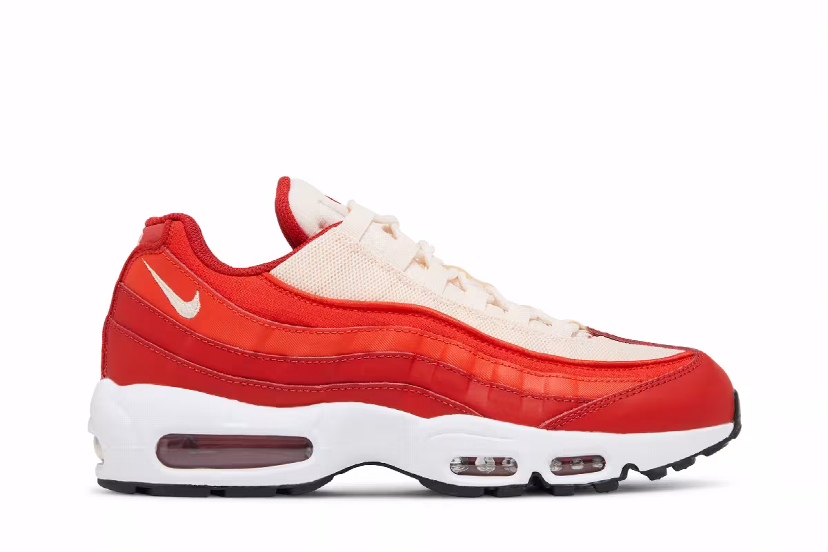 Nike Air Max 95 Picante Red Guava Ice, view 2