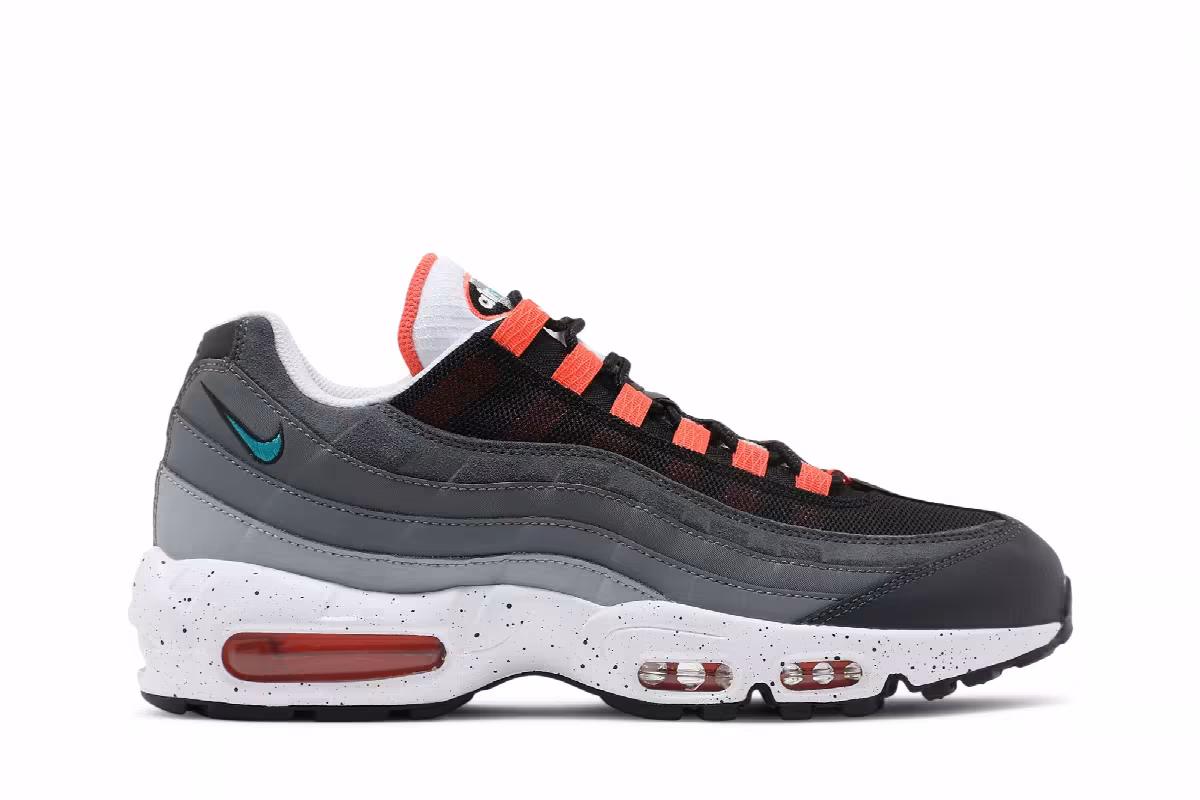 Nike Air Max 95 Black Speckled, view 2