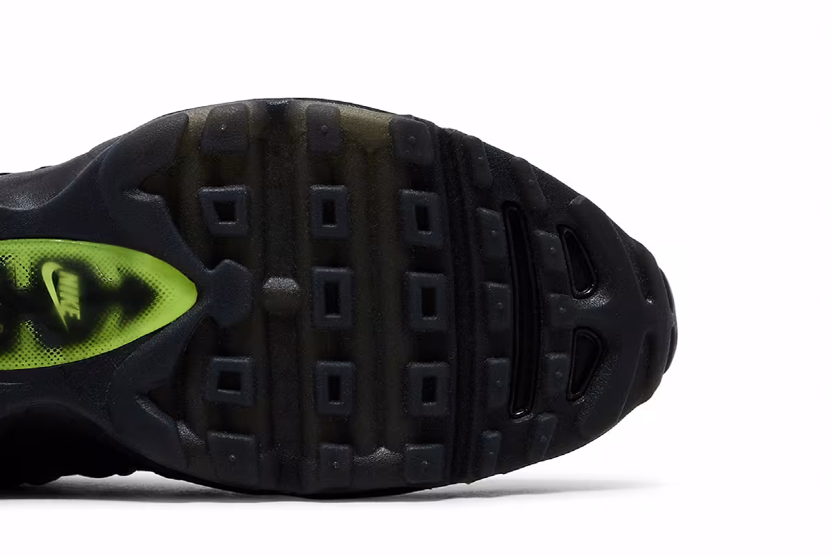 Nike Air Max 95 Ultra Jacquard Black Volt, view 6