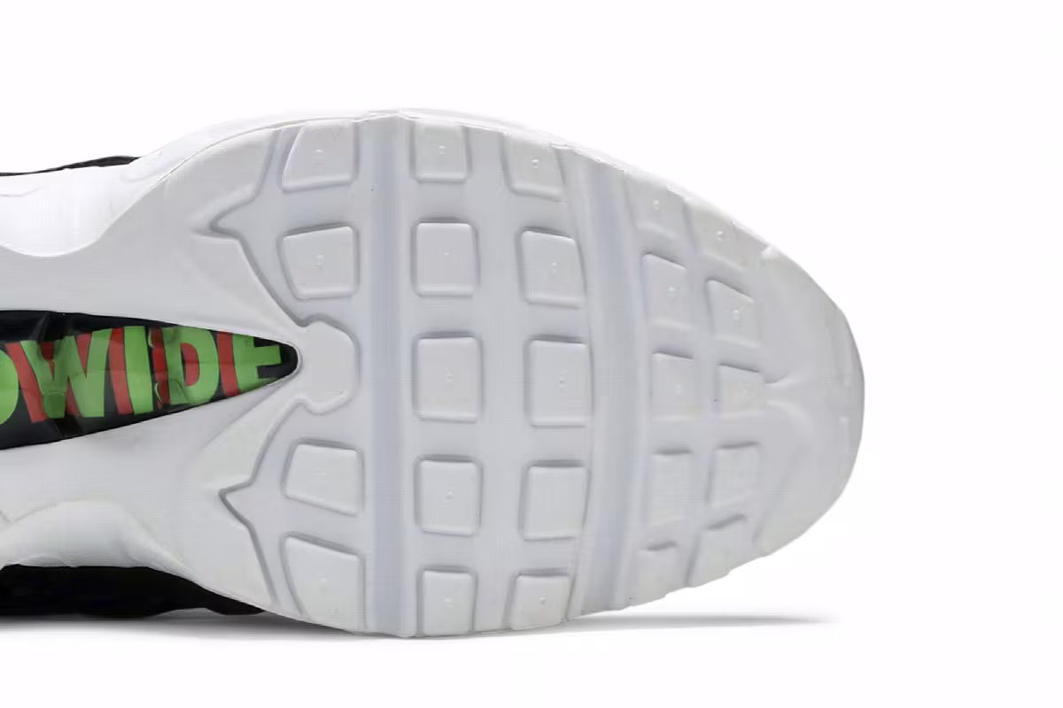 Nike Air Max 95 Worldwide - Black, view 6