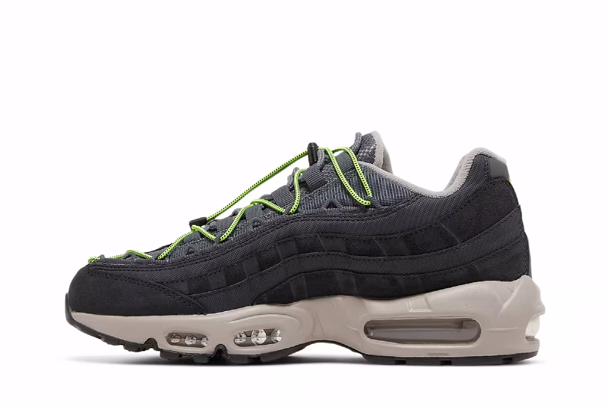 Nike Air Max 95 Speed Lacing - Off Noir Volt, view 4
