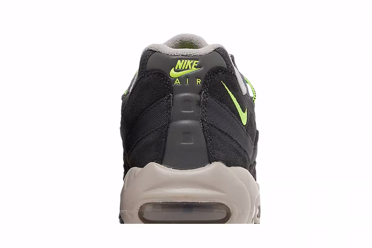 Nike Air Max 95 Speed Lacing - Off Noir Volt, view 8