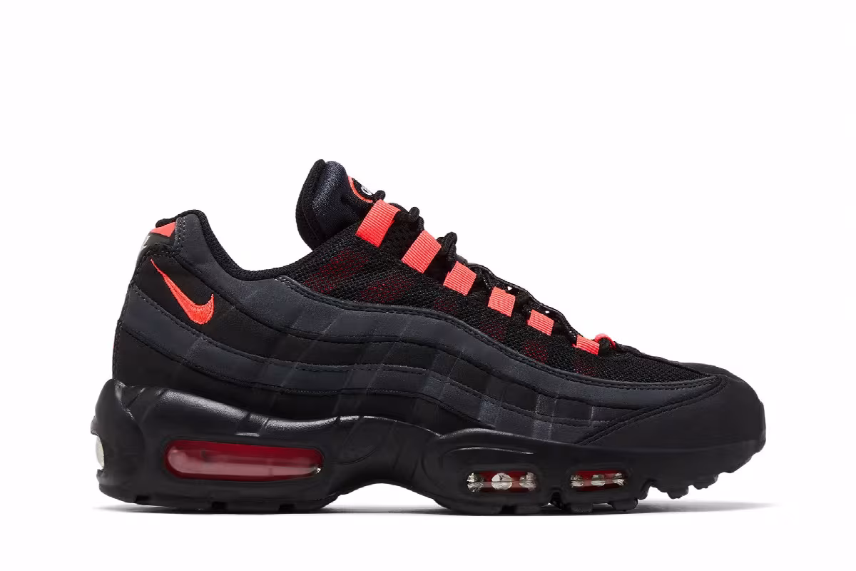 Nike Air Max 95 Black Laser Crimson, view 2