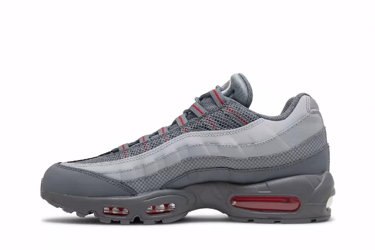 Nike Air Max 95 Essential Smoke Grey University Red, view 4