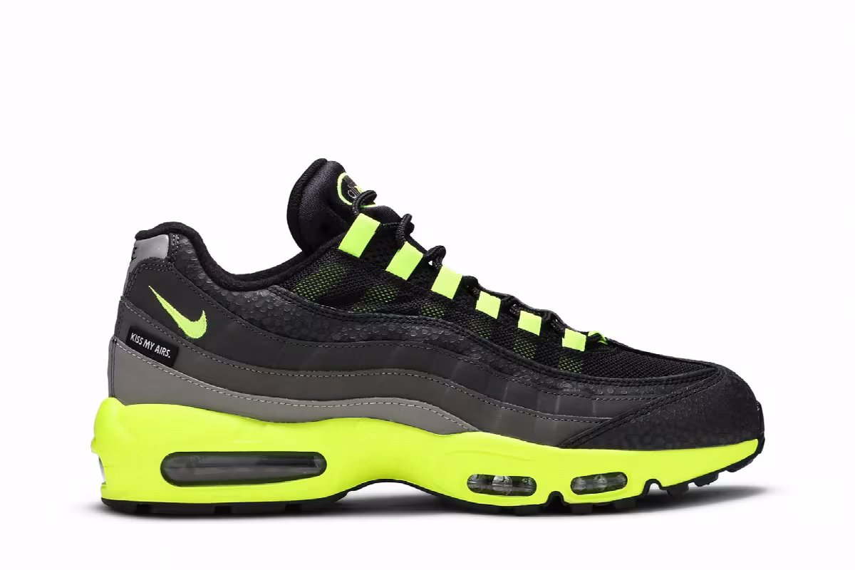 Nike Air Max 95 Kiss My Airs - Black Volt, view 2