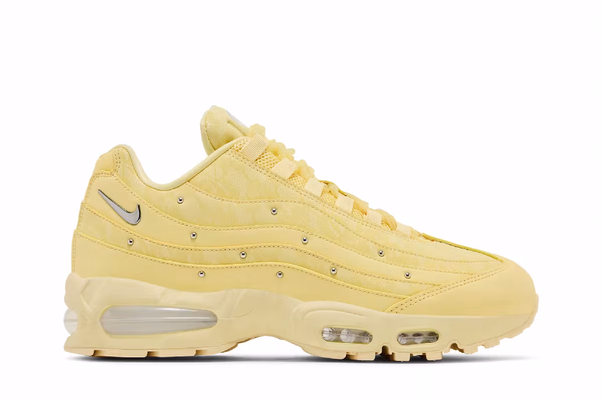 Nike Women's Air Max 95 Soft Yellow, view 2