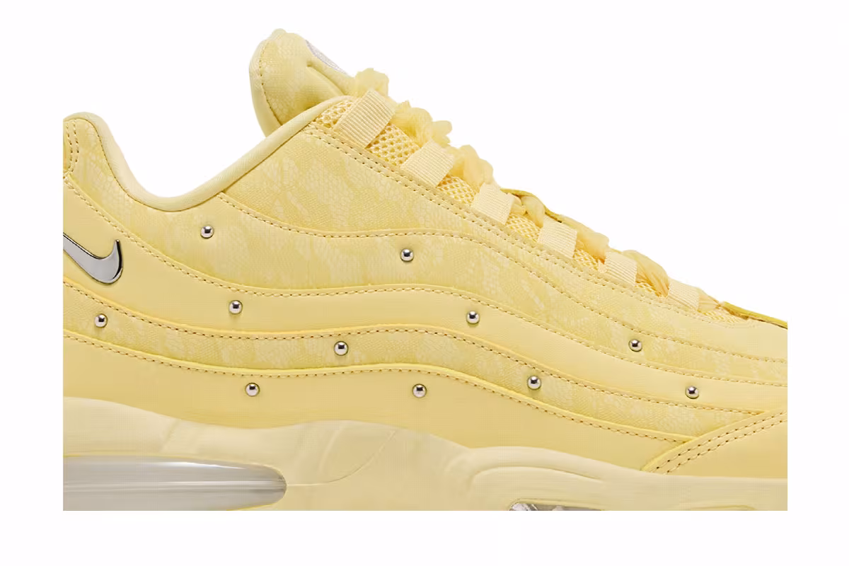 Nike Women's Air Max 95 Soft Yellow, view 3