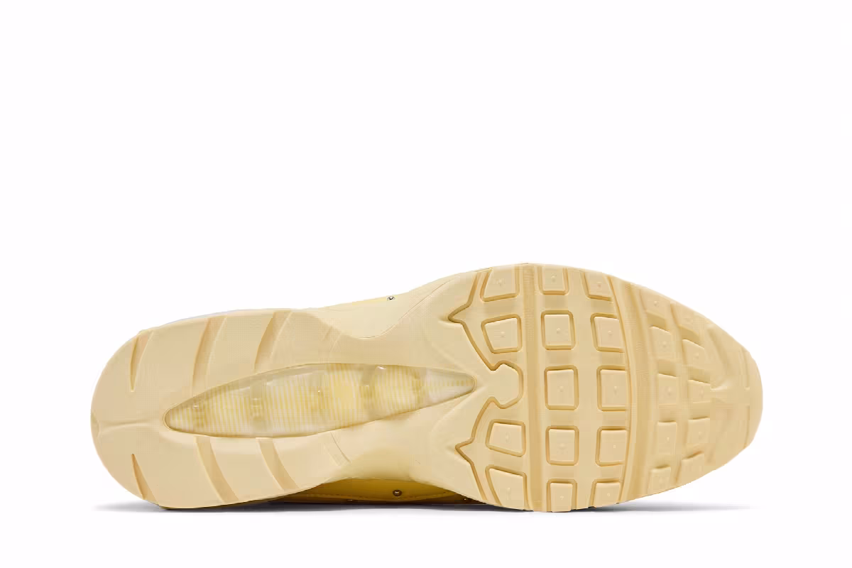 Nike Women's Air Max 95 Soft Yellow, view 5
