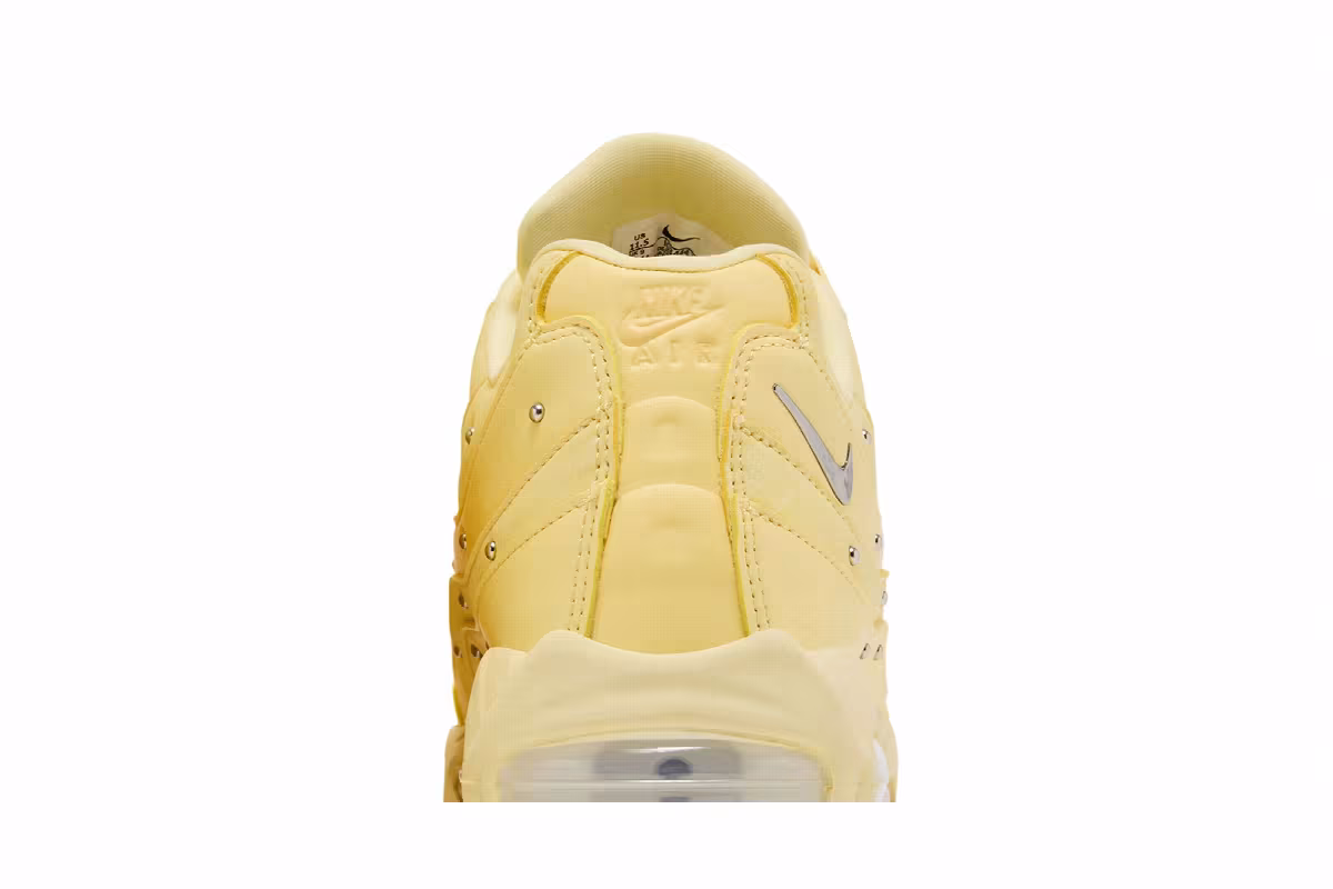 Nike Women's Air Max 95 Soft Yellow, view 8