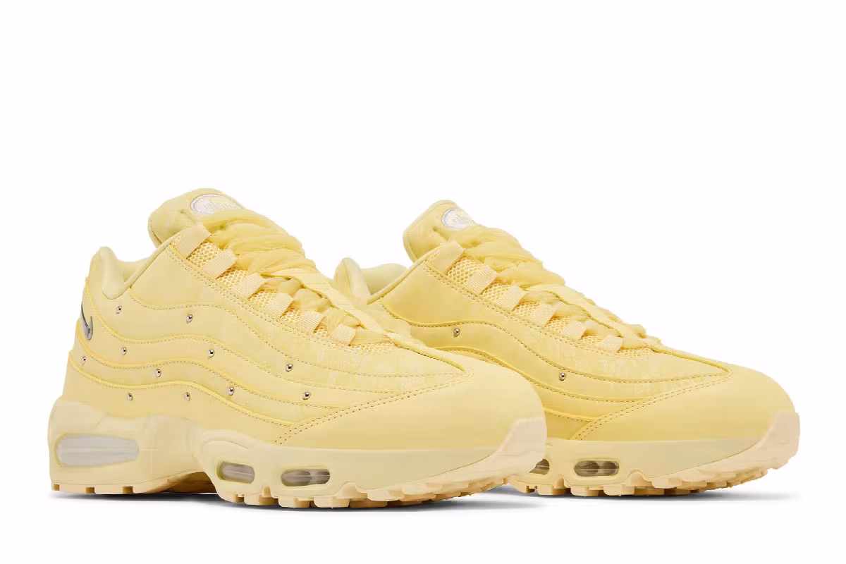 Nike Women's Air Max 95 Soft Yellow, view 9