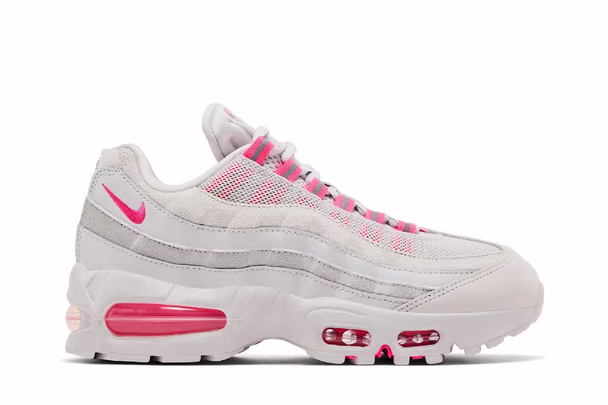 Nike Women's Air Max 95 OG Vast Grey Hyper Pink, view 2
